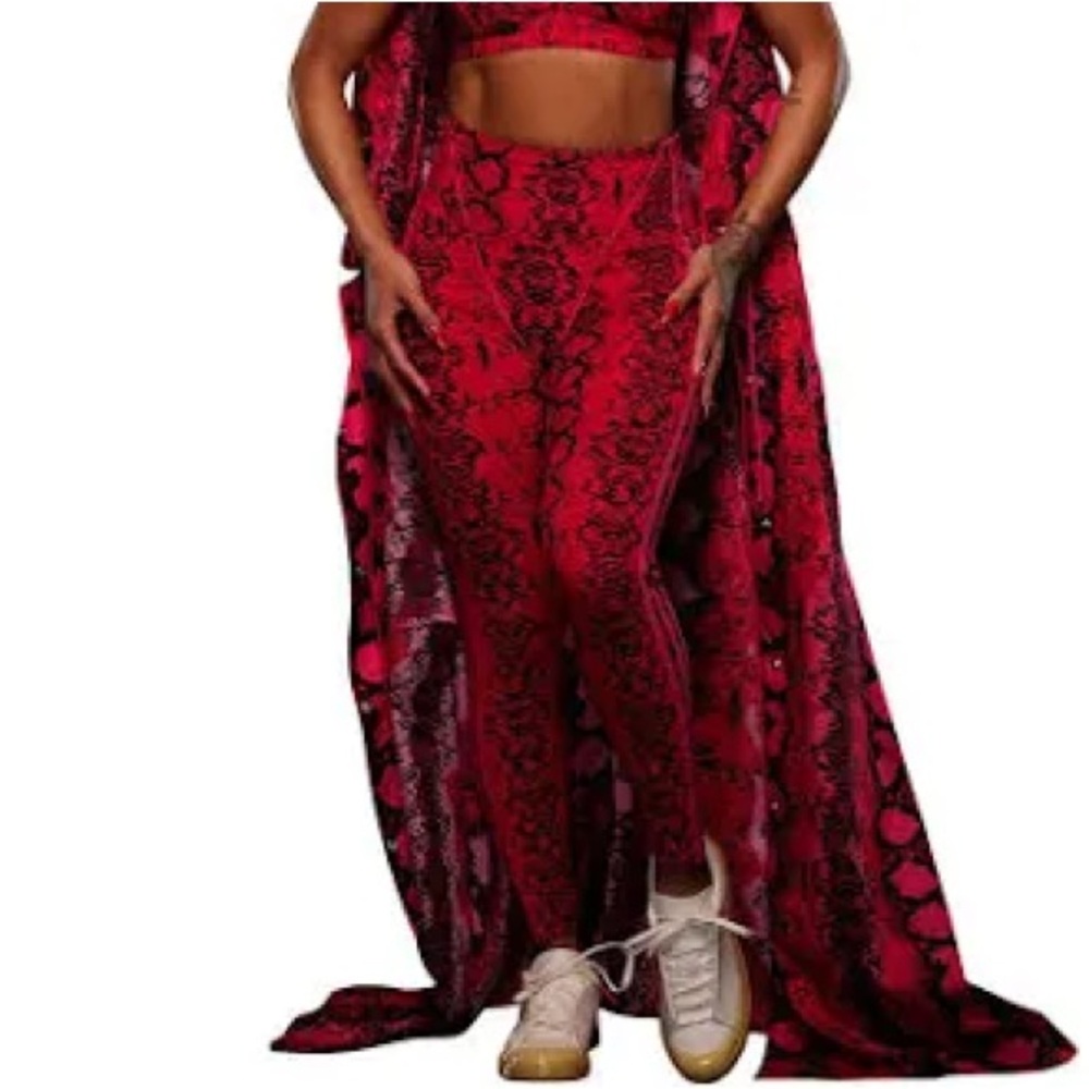 Ivy Park x Adidas Red All Over Print Tights/Leggings Small